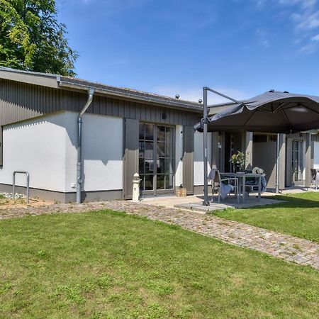 プットブスFerienhaus Frische Brise 33 Feriendorf Klein Stresow Ruegenアパートメント エクステリア 写真